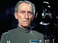 Tarkin z Vaderem na pokładzie pierwszej Gwiazdy Śmierci.
