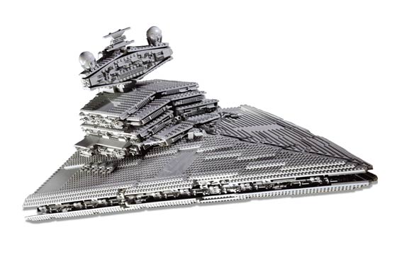Plik:10030 Imperial Star Destroyer Ultimate Collectors Series.jpg